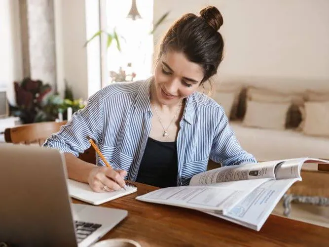 grado superior precio medio