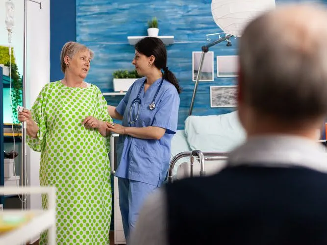 Que Hace Una Auxiliar De Enfermeria