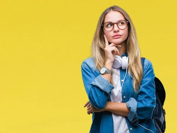 Estudiante Pensando Grado Medio O Superior Estudiante Pensando Grado Medio O Superior